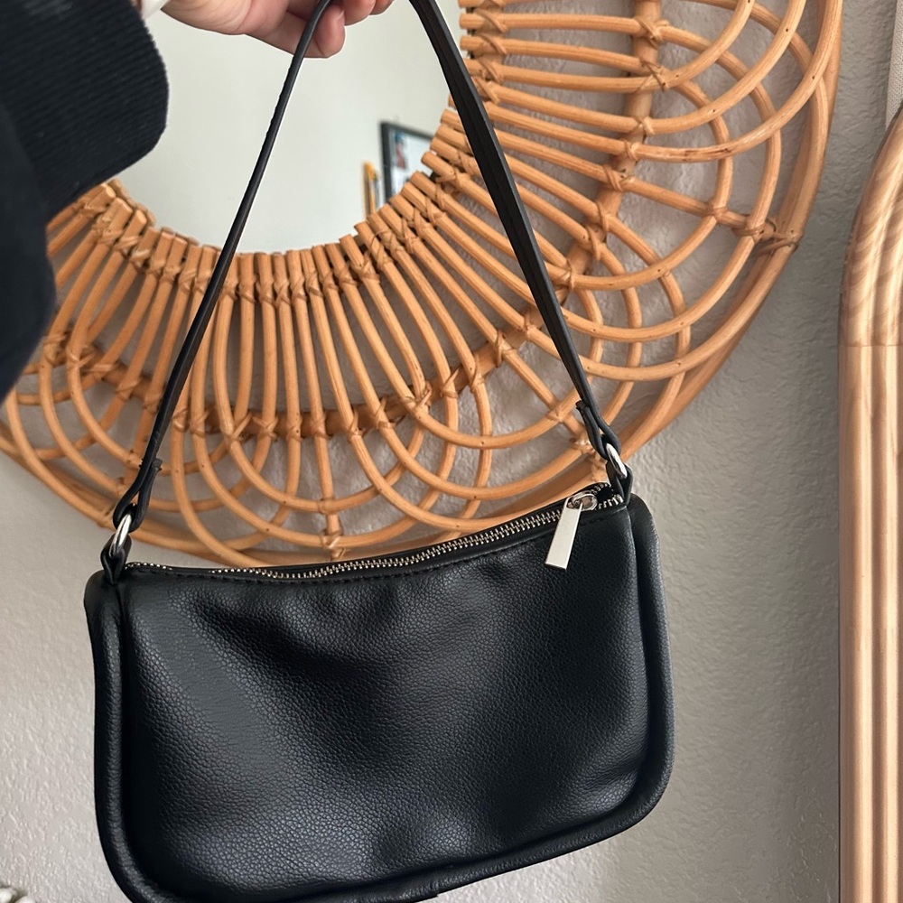 Black Shoulder Bag